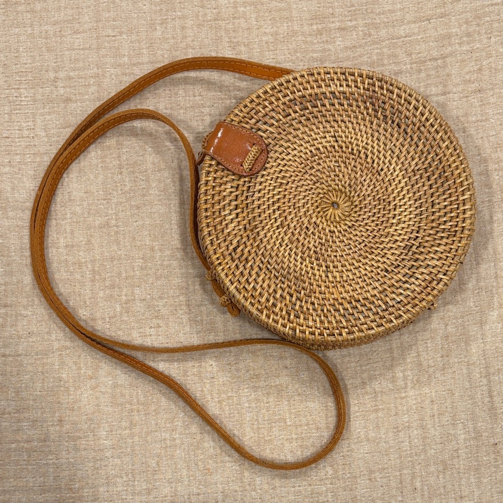 Round Woven Crossbody Bag